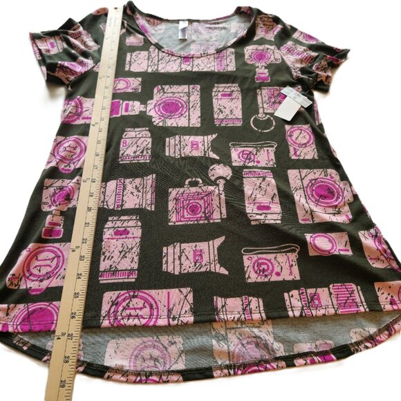 New LuLaRoe Classic T Women's large top Camera photography Round neckline pink - Picture 5 of 13
